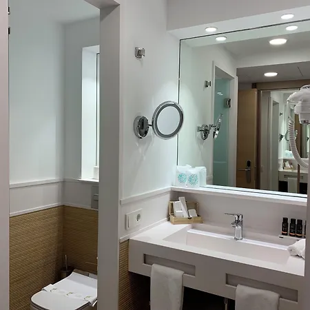 Costa Brava Готель