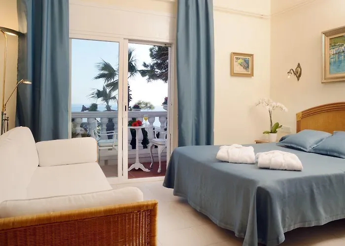 Отель Costa Brava 3*